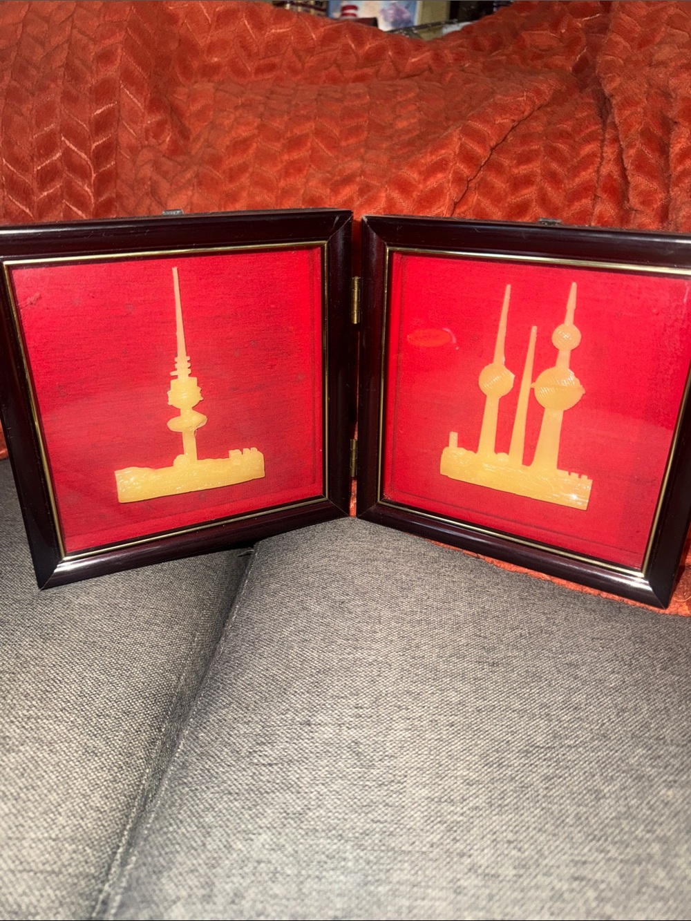 Vintage Kuwait City Architectural 3D Relief Tabletop Decor 6"Double Frame